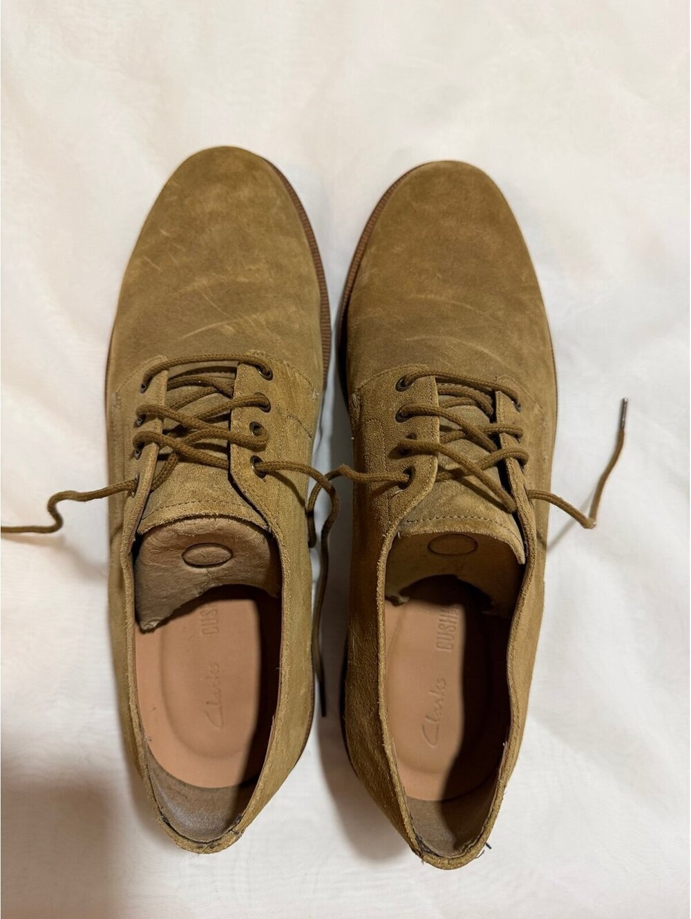 Clarks Men's Tan Suede Oxford Shoes with Cushion Soft Insoles